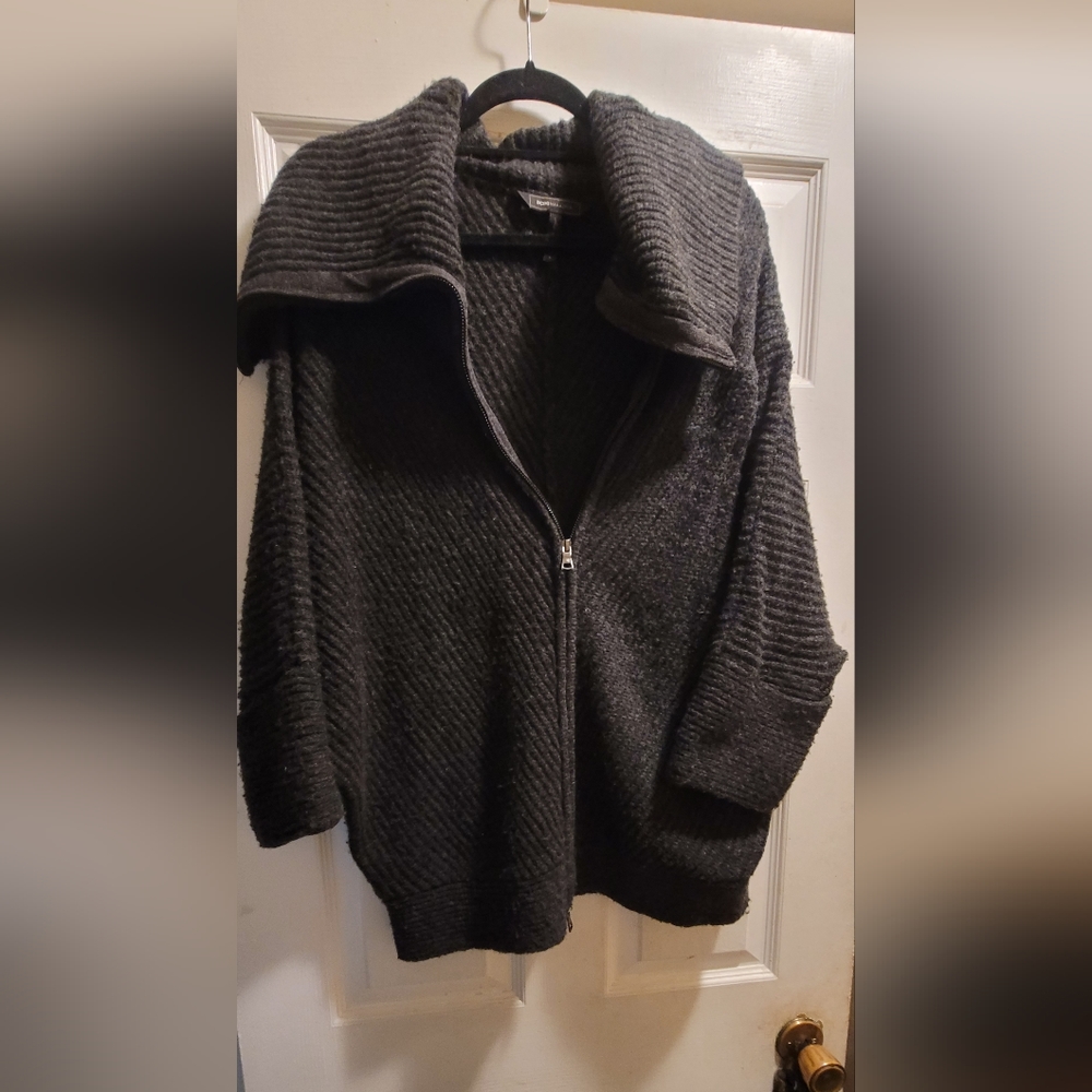 Sweater - Picture 3 of 3